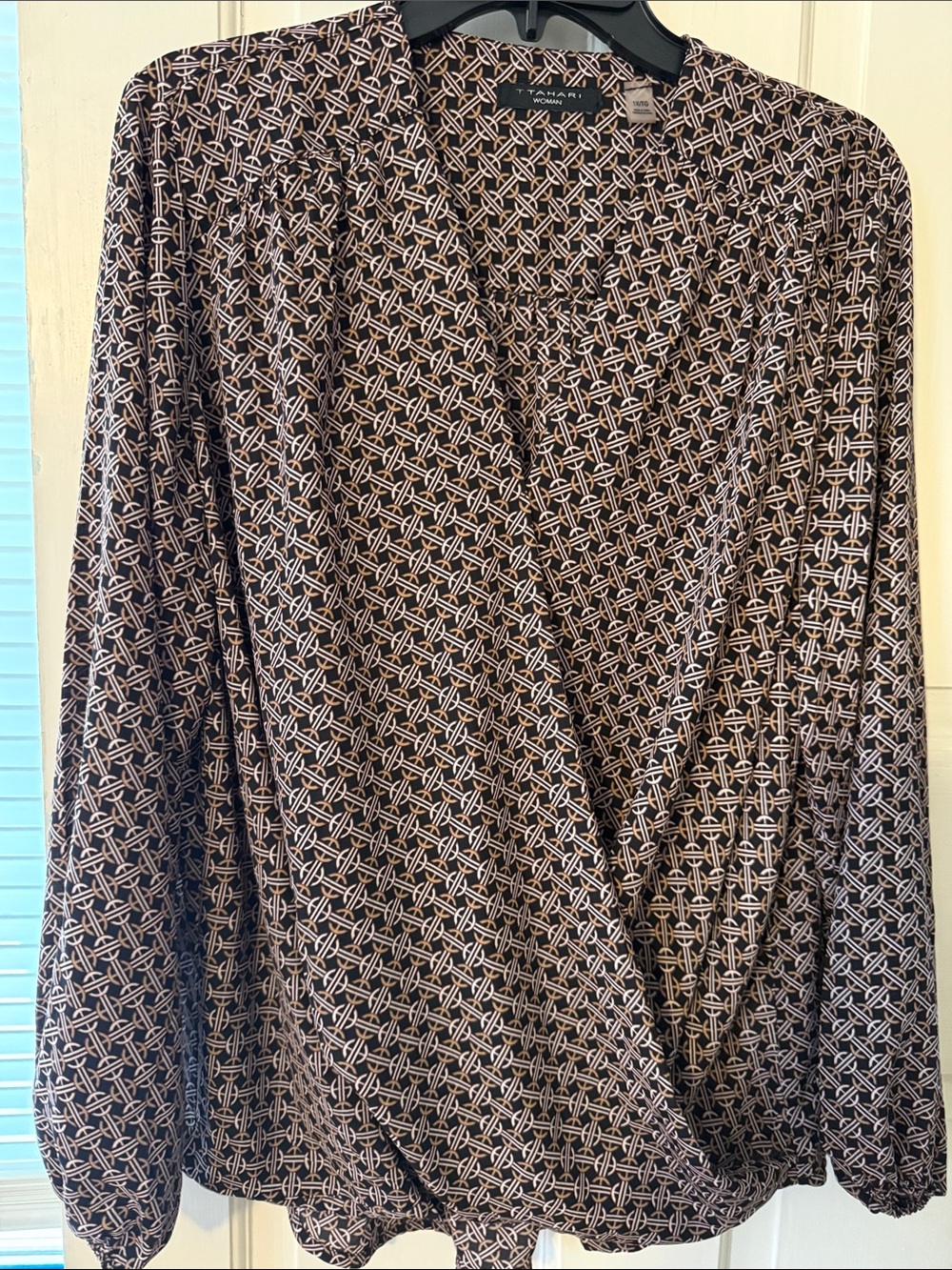 Tahari blouse